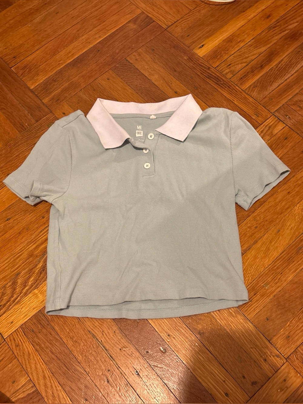 Cropped shirt
